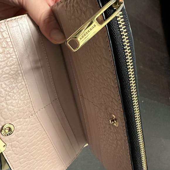 Burberry Wallet - Picture 8 of 8